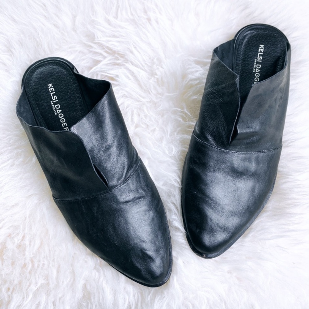 KELSI DAGGER Ashland Mule Size 8